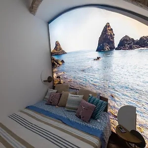 https://alba-chiara-aci-castello.sicilyhotelsitaly.net